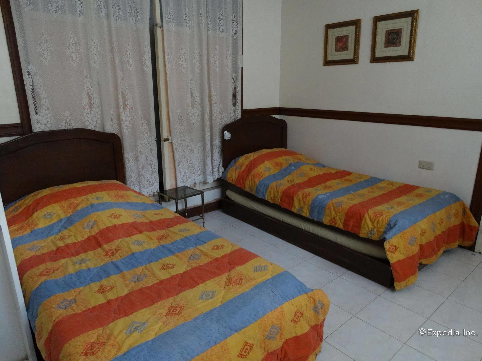 Casa Ruby Pension House Davao City Esterno foto